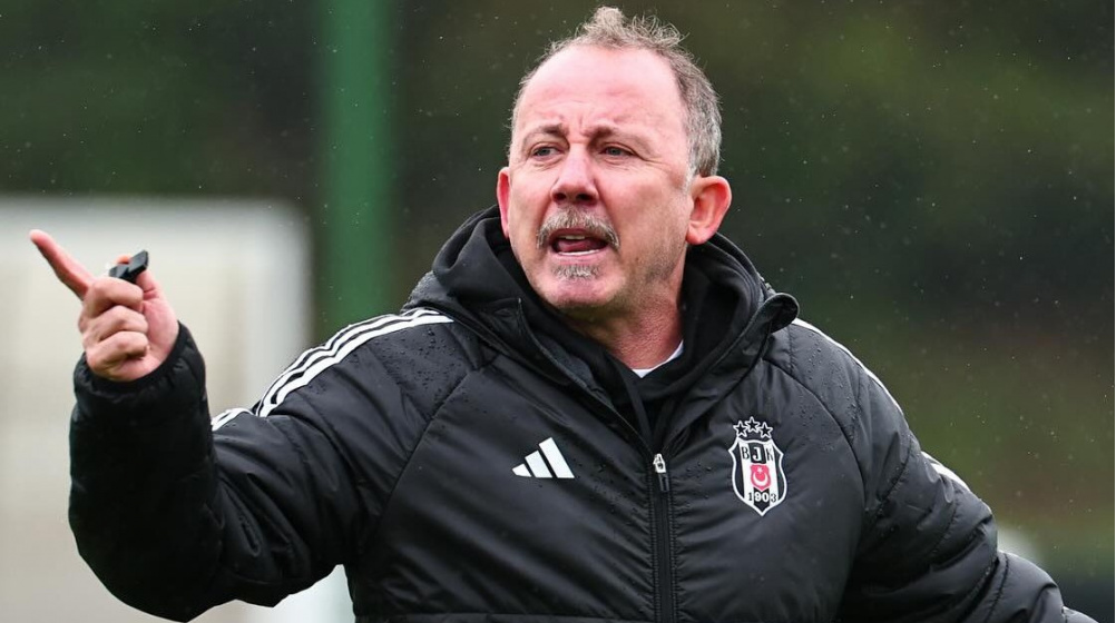 "Sergen Yalçın, Fenerbahçe Derbisindeki Mağlubiyeti ve Beşiktaş'ın Performansını Değerlendirdi"