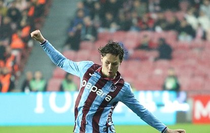 "Trabzonspor Şaşkın: Mathias Lovik'in Beklenmedik Sakatlığı Maç Öncesi Neler Getirecek?"